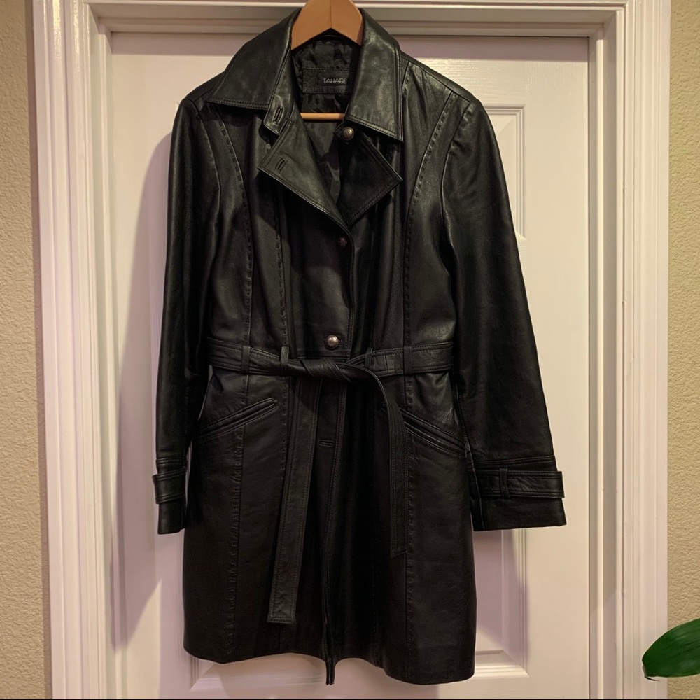 Tahari black leather jacket large